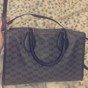michael kors purse